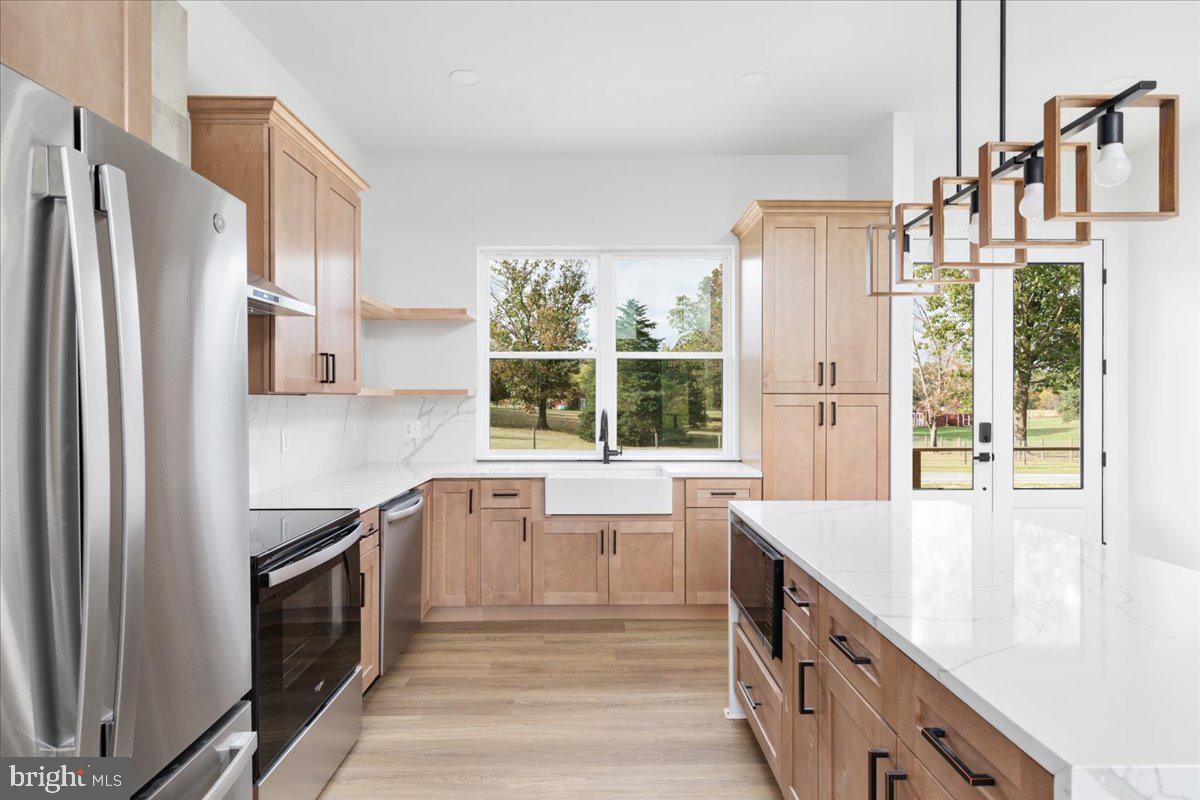 21 MOCKINGBIRD LN, LURAY, Virginia 22835, 6 Bedrooms Bedrooms, ,3 BathroomsBathrooms,Residential,For sale,21 MOCKINGBIRD LN,VAPA2005726 MLS # VAPA2005726