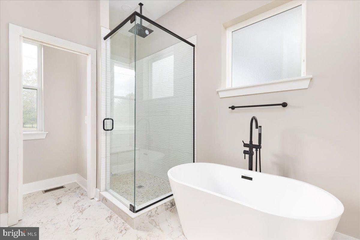 21 MOCKINGBIRD LN, LURAY, Virginia 22835, 6 Bedrooms Bedrooms, ,3 BathroomsBathrooms,Residential,For sale,21 MOCKINGBIRD LN,VAPA2005726 MLS # VAPA2005726