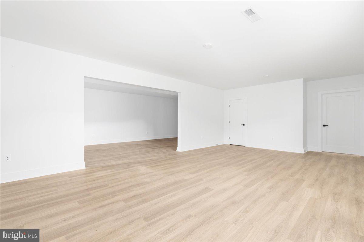 21 MOCKINGBIRD LN, LURAY, Virginia 22835, 6 Bedrooms Bedrooms, ,3 BathroomsBathrooms,Residential,For sale,21 MOCKINGBIRD LN,VAPA2005726 MLS # VAPA2005726