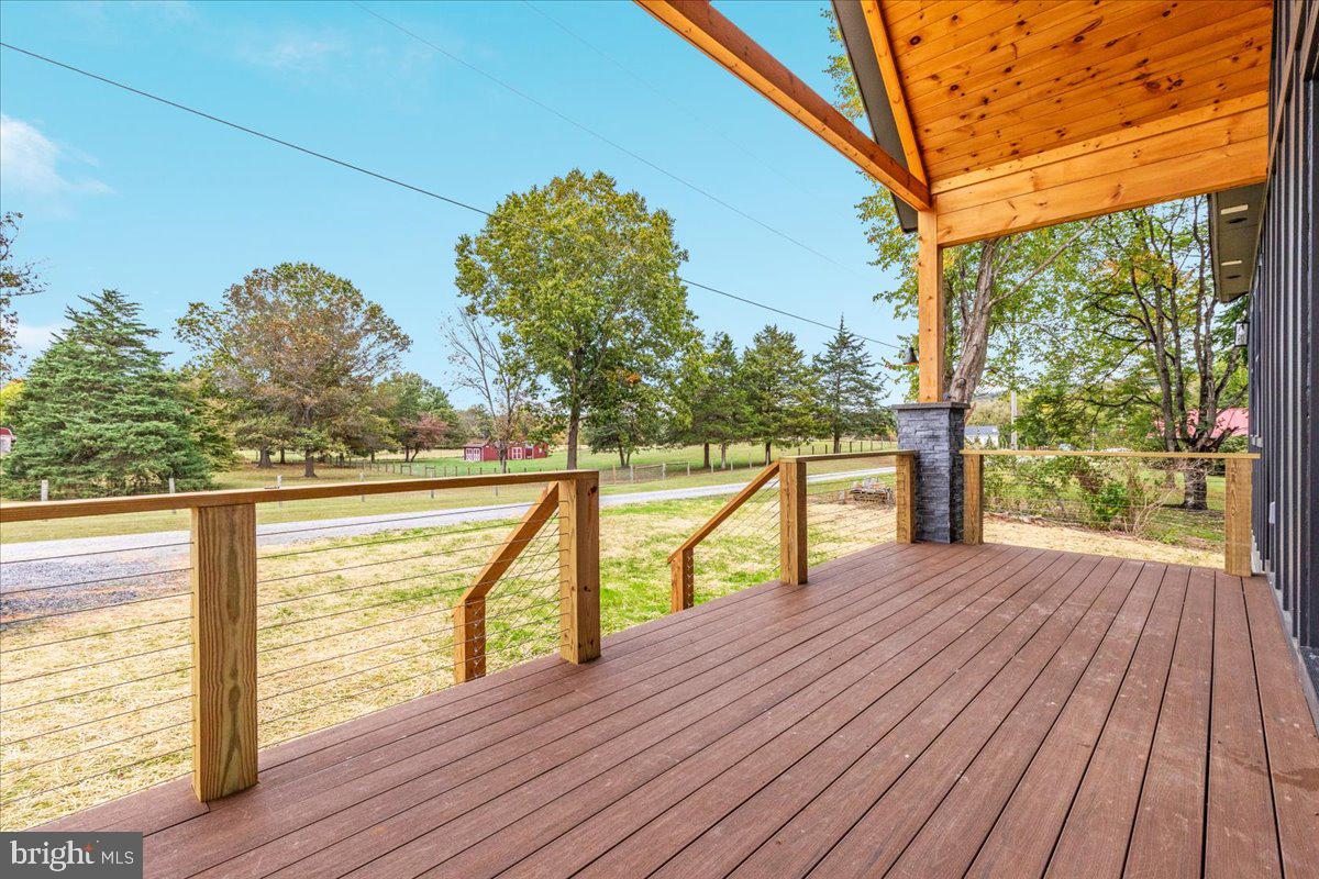 21 MOCKINGBIRD LN, LURAY, Virginia 22835, 6 Bedrooms Bedrooms, ,3 BathroomsBathrooms,Residential,For sale,21 MOCKINGBIRD LN,VAPA2005726 MLS # VAPA2005726