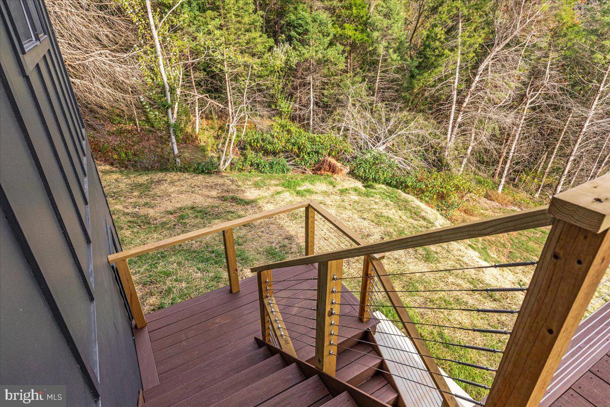 21 MOCKINGBIRD LN, LURAY, Virginia 22835, 6 Bedrooms Bedrooms, ,3 BathroomsBathrooms,Residential,For sale,21 MOCKINGBIRD LN,VAPA2005726 MLS # VAPA2005726