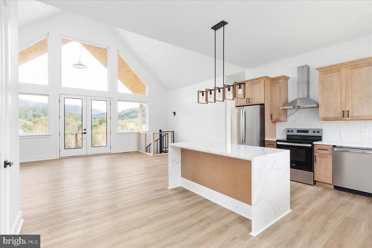 21 MOCKINGBIRD LN, LURAY, Virginia 22835, 6 Bedrooms Bedrooms, ,3 BathroomsBathrooms,Residential,For sale,21 MOCKINGBIRD LN,VAPA2005726 MLS # VAPA2005726