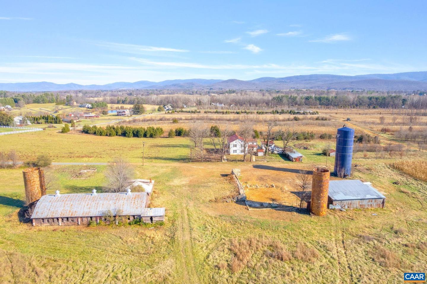 389 SHALOM RD, WAYNESBORO, Virginia 22980, 5 Bedrooms Bedrooms, ,1 BathroomBathrooms,Residential,For sale,389 SHALOM RD,671856 MLS # 671856