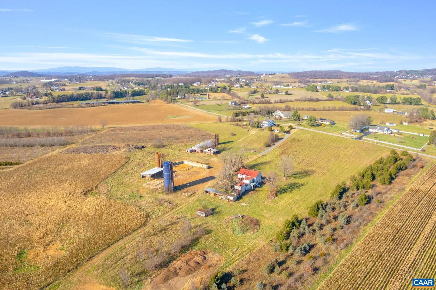 389 SHALOM RD, WAYNESBORO, Virginia 22980, 5 Bedrooms Bedrooms, ,1 BathroomBathrooms,Residential,For sale,389 SHALOM RD,671856 MLS # 671856