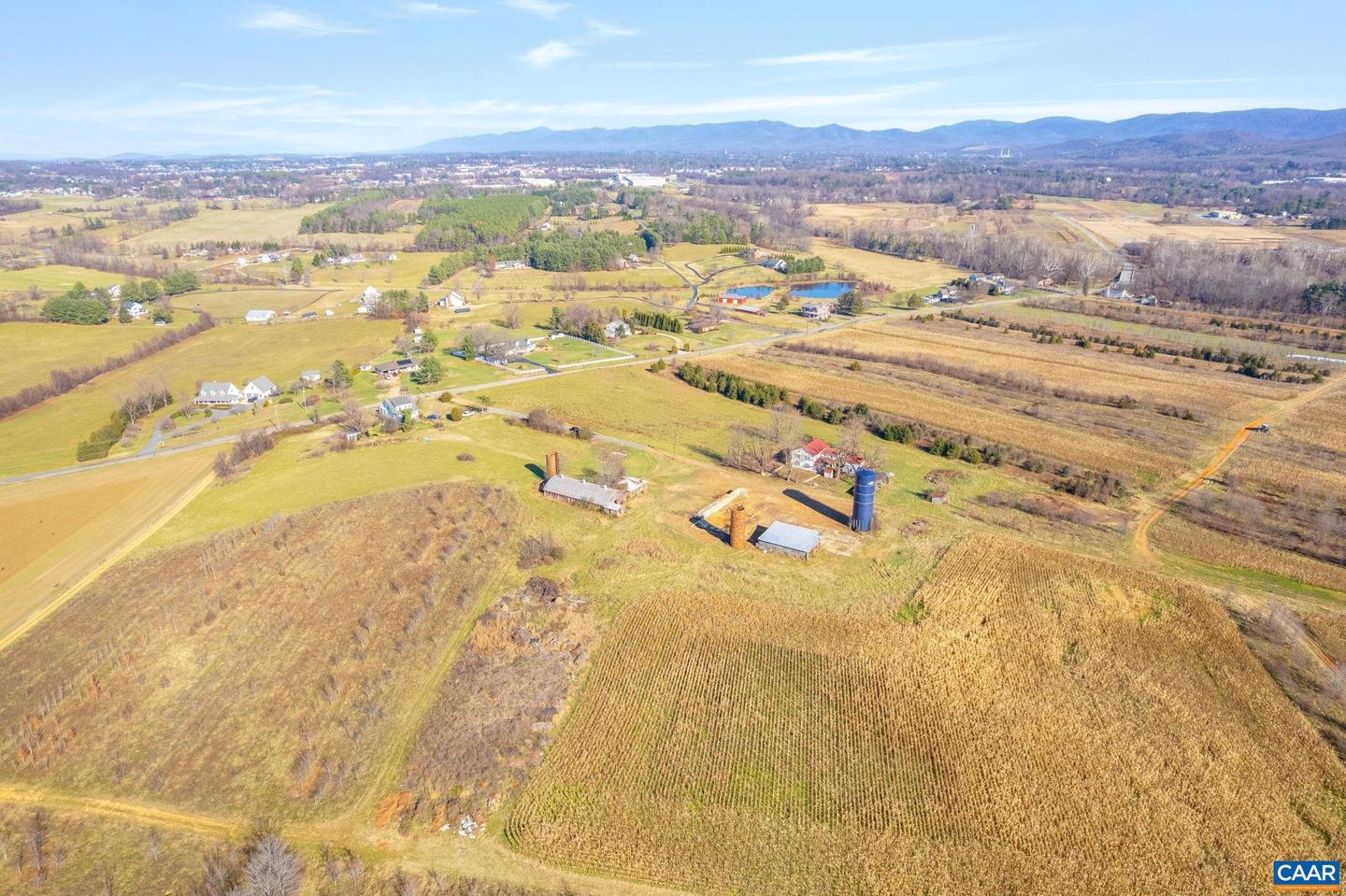 389 SHALOM RD, WAYNESBORO, Virginia 22980, 5 Bedrooms Bedrooms, ,1 BathroomBathrooms,Residential,For sale,389 SHALOM RD,671856 MLS # 671856