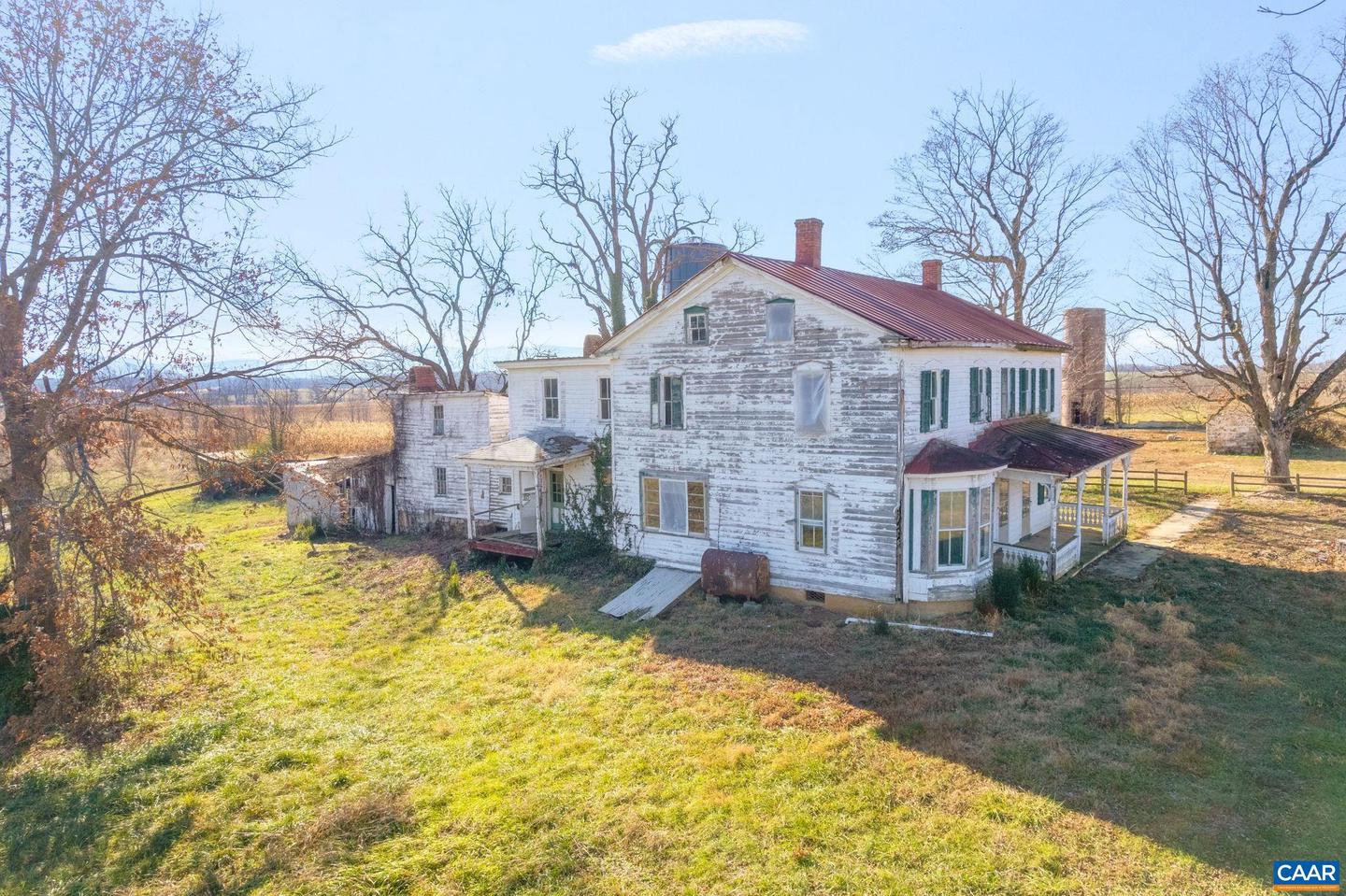 389 SHALOM RD, WAYNESBORO, Virginia 22980, 5 Bedrooms Bedrooms, ,1 BathroomBathrooms,Residential,For sale,389 SHALOM RD,671856 MLS # 671856