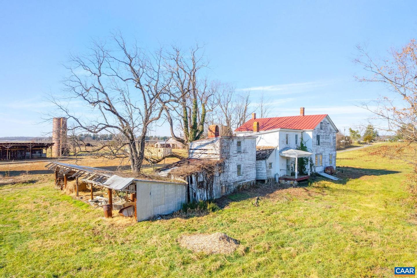 389 SHALOM RD, WAYNESBORO, Virginia 22980, 5 Bedrooms Bedrooms, ,1 BathroomBathrooms,Residential,For sale,389 SHALOM RD,671856 MLS # 671856