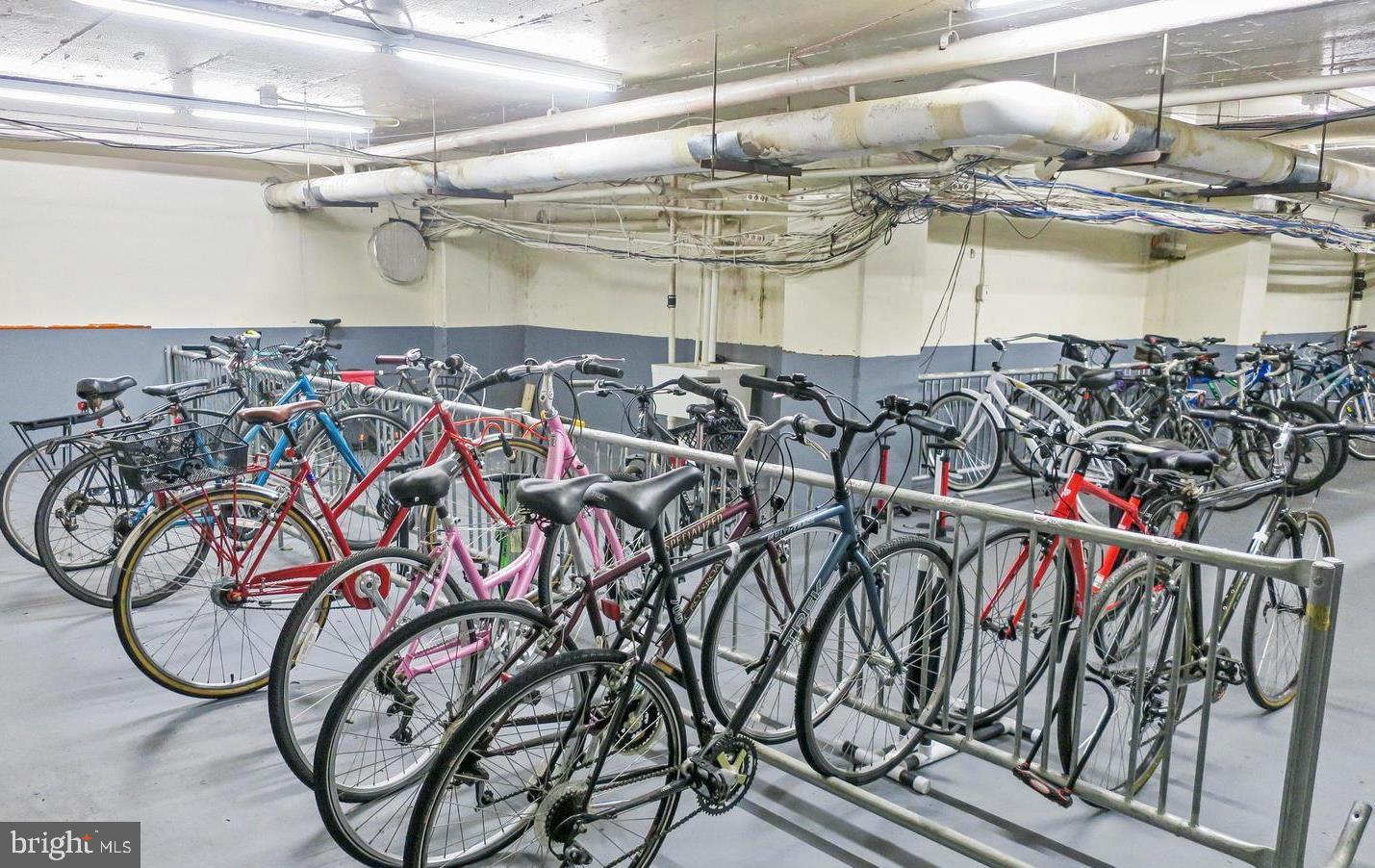 1021 ARLINGTON BLVD #928, ARLINGTON, Virginia 22209, 1 Bedroom Bedrooms, ,1 BathroomBathrooms,Residential,For sale,1021 ARLINGTON BLVD #928,VAAR2066928 MLS # VAAR2066928