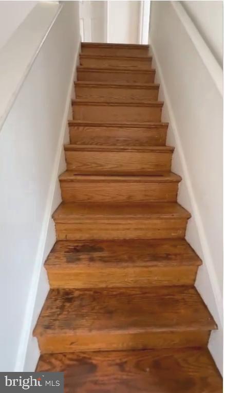 107 LUXOR ST, MANASSAS PARK, Virginia 20111, 3 Bedrooms Bedrooms, ,2 BathroomsBathrooms,Residential,For sale,107 LUXOR ST,VAMP2002932 MLS # VAMP2002932