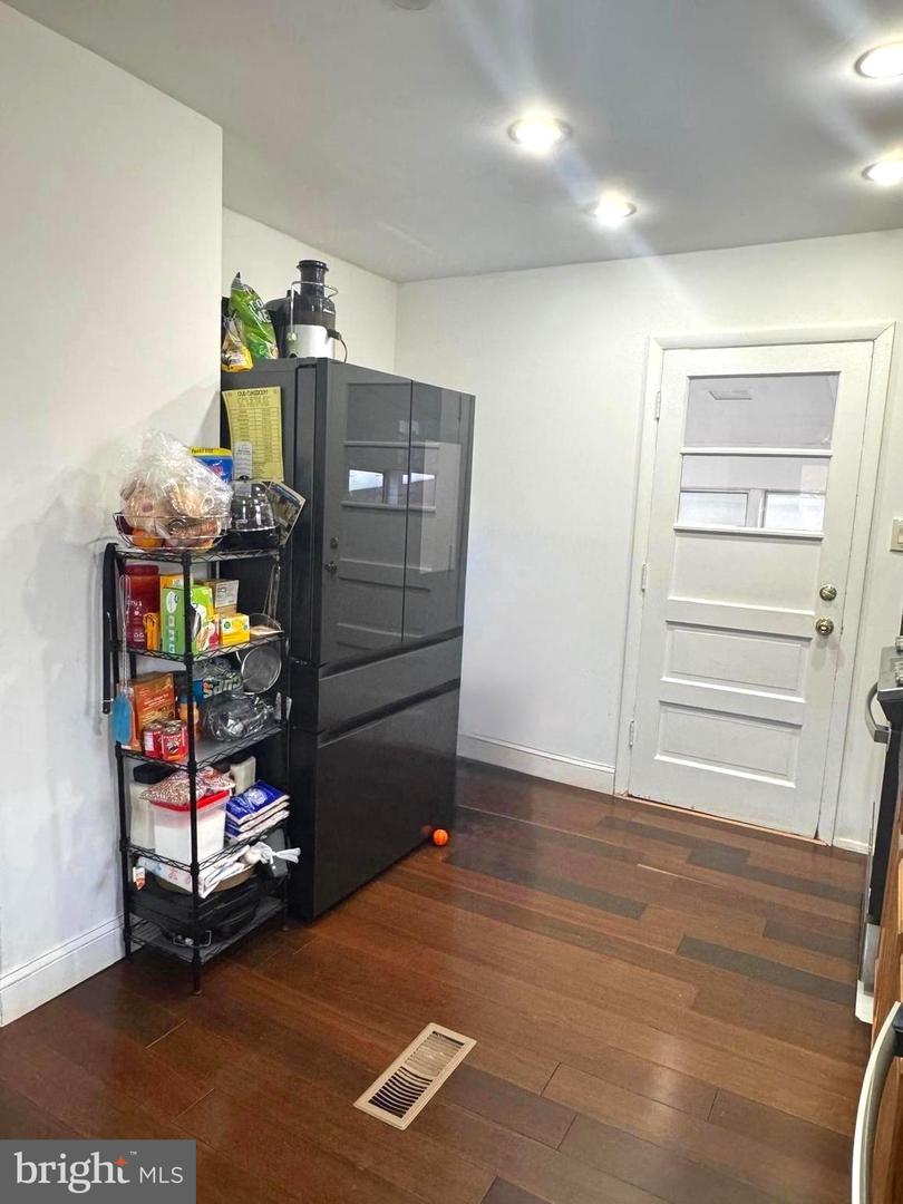 107 LUXOR ST, MANASSAS PARK, Virginia 20111, 3 Bedrooms Bedrooms, ,2 BathroomsBathrooms,Residential,For sale,107 LUXOR ST,VAMP2002932 MLS # VAMP2002932