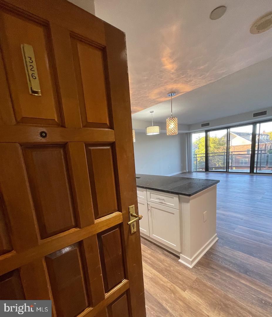 1530 KEY BLVD. #326, ARLINGTON, Virginia 22209, 2 Bedrooms Bedrooms, ,2 BathroomsBathrooms,Residential,For sale,1530 KEY BLVD. #326,VAAR2060408 MLS # VAAR2060408