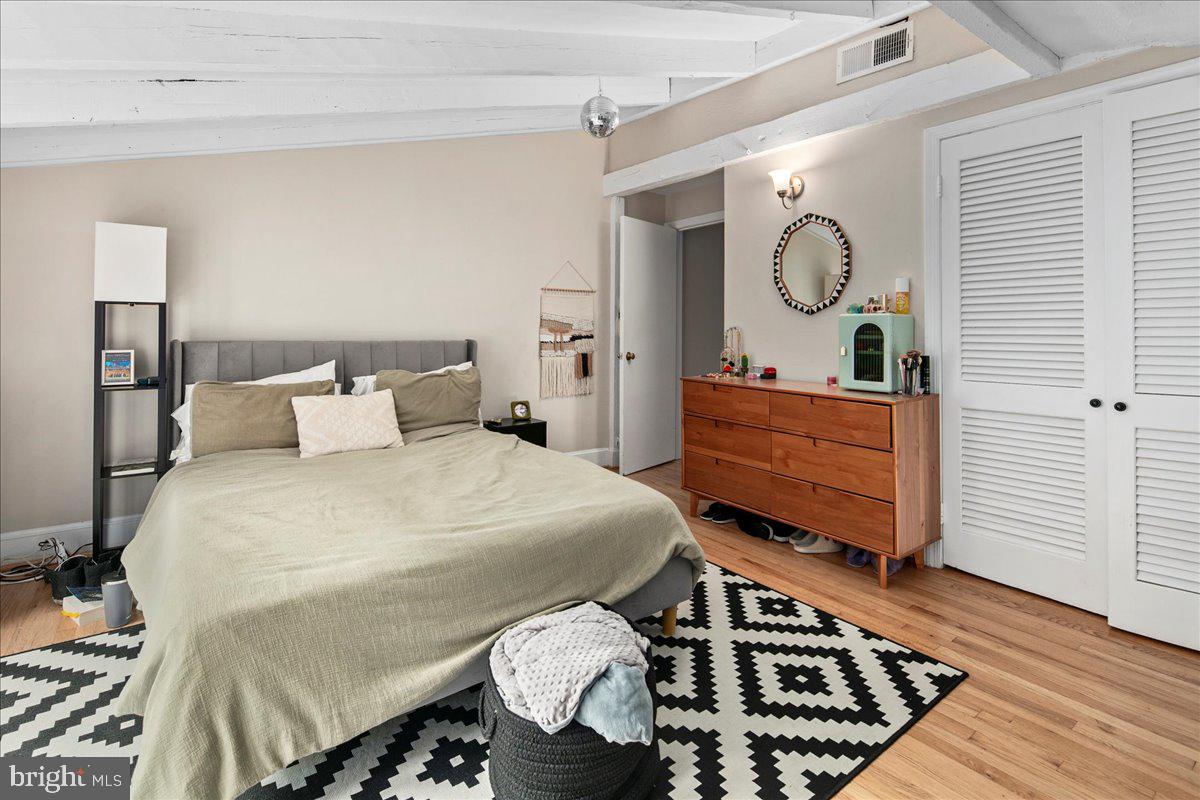 304 2ND ST SE, WASHINGTON, District Of Columbia 20003, 6 Bedrooms Bedrooms, ,4 BathroomsBathrooms,Residential,For sale,304 2ND ST SE,DCDC2209946 MLS # DCDC2209946