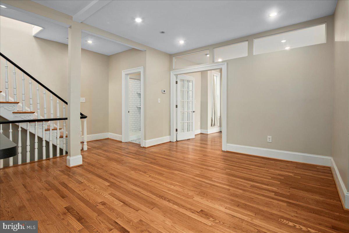 304 2ND ST SE, WASHINGTON, District Of Columbia 20003, 6 Bedrooms Bedrooms, ,4 BathroomsBathrooms,Residential,For sale,304 2ND ST SE,DCDC2209946 MLS # DCDC2209946