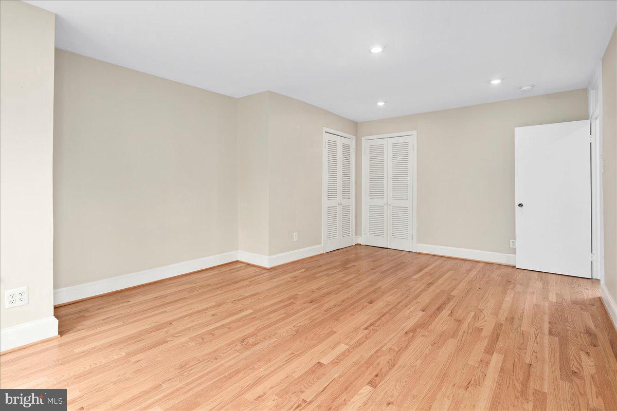 304 2ND ST SE, WASHINGTON, District Of Columbia 20003, 6 Bedrooms Bedrooms, ,4 BathroomsBathrooms,Residential,For sale,304 2ND ST SE,DCDC2209946 MLS # DCDC2209946