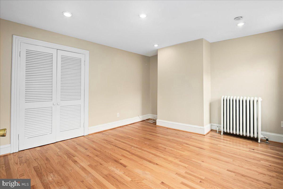 304 2ND ST SE, WASHINGTON, District Of Columbia 20003, 6 Bedrooms Bedrooms, ,4 BathroomsBathrooms,Residential,For sale,304 2ND ST SE,DCDC2209946 MLS # DCDC2209946