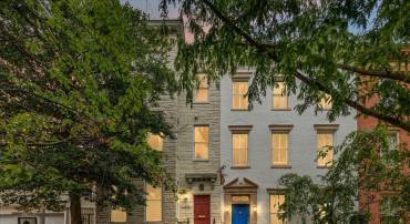 304 2ND ST SE, WASHINGTON, District Of Columbia 20003, 6 Bedrooms Bedrooms, ,4 BathroomsBathrooms,Residential,For sale,304 2ND ST SE,DCDC2209946 MLS # DCDC2209946