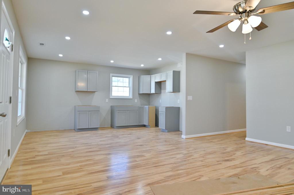 240 DEFORD AVE, STANLEY, Virginia 22851, 3 Bedrooms Bedrooms, ,2 BathroomsBathrooms,Residential,240 DEFORD AVE,VAPA2005672 MLS # VAPA2005672