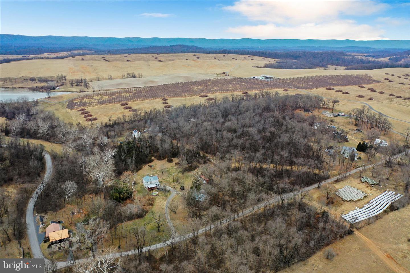 FLAT ROCK, QUICKSBURG, Virginia 22847, ,Land,For sale,FLAT ROCK,VASH2013202 MLS # VASH2013202