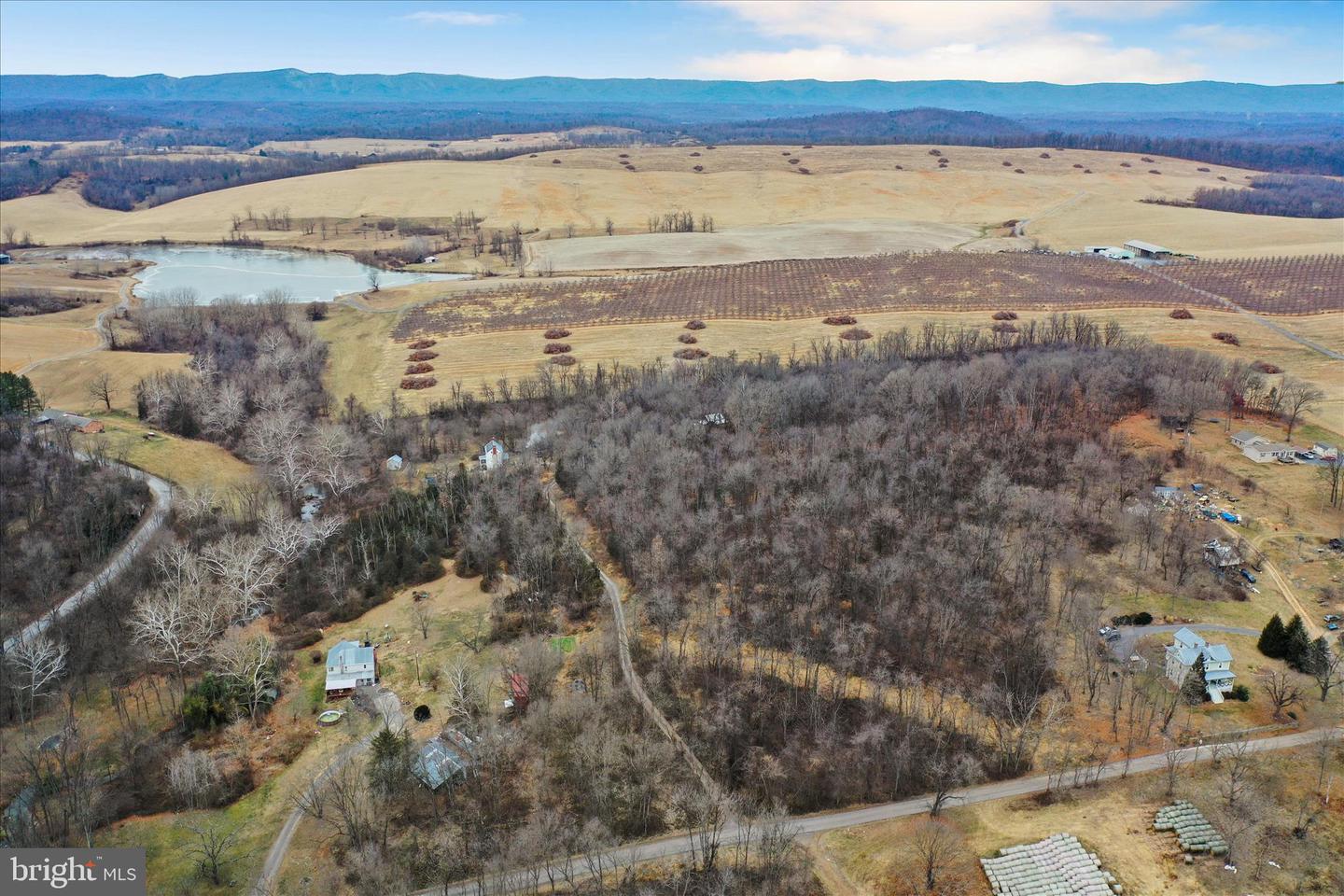 FLAT ROCK, QUICKSBURG, Virginia 22847, ,Land,For sale,FLAT ROCK,VASH2013202 MLS # VASH2013202