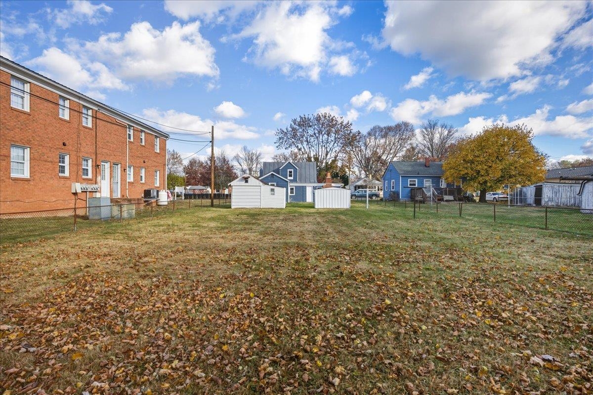 410 BRUCE ST, BRIDGEWATER, Virginia 22812, 3 Bedrooms Bedrooms, ,1 BathroomBathrooms,Residential,410 BRUCE ST,670989 MLS # 670989