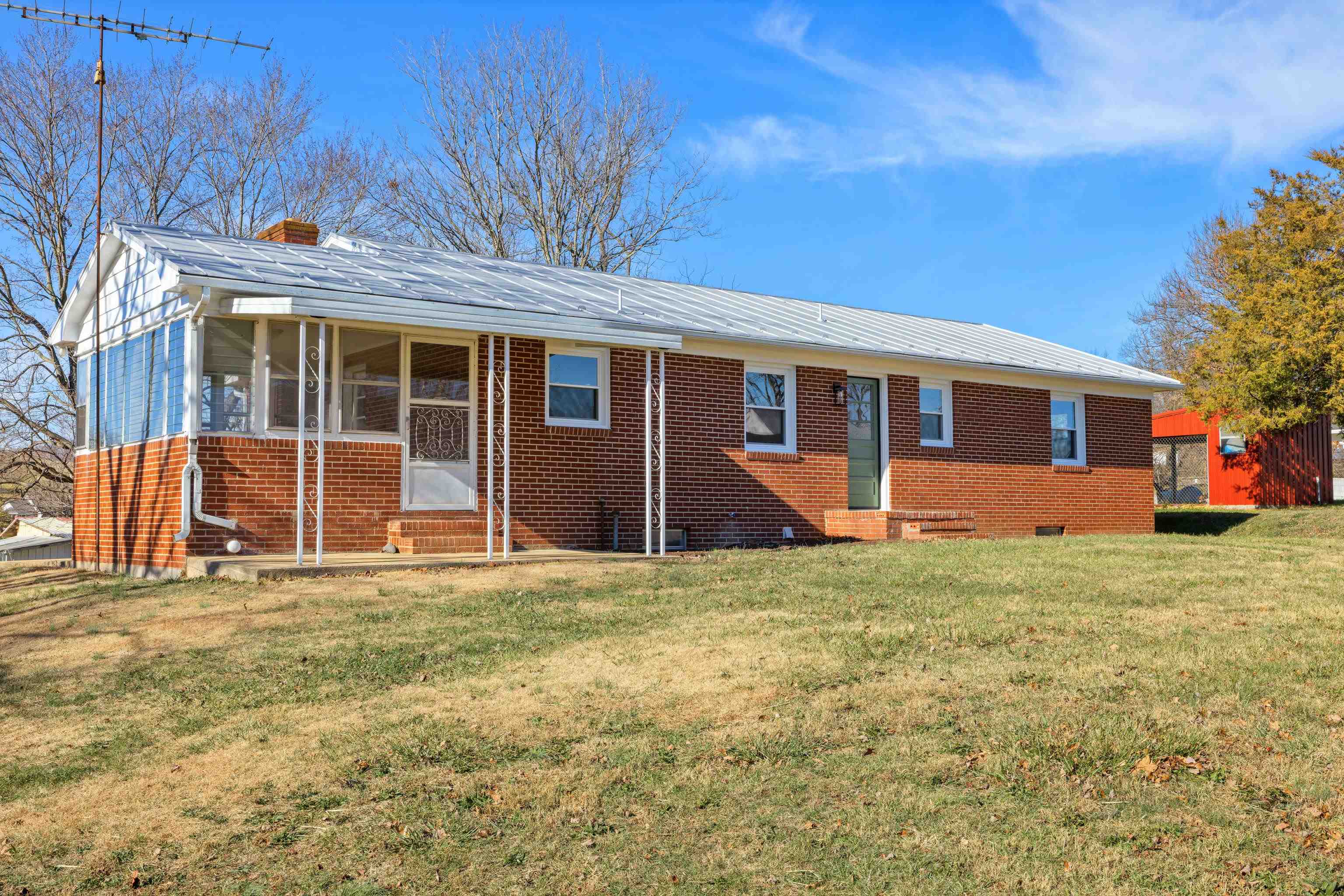 1726 MOUNTAIN VALLEY RD, KEEZLETOWN, Virginia 22832, 3 Bedrooms Bedrooms, ,2 BathroomsBathrooms,Residential,1726 MOUNTAIN VALLEY RD,671524 MLS # 671524
