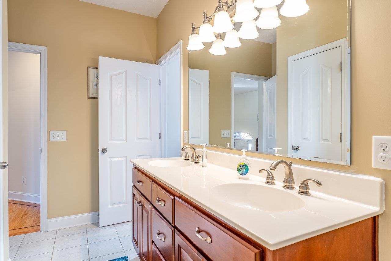 6250 DOTTS LN, PENN LAIRD, Virginia 22846, 4 Bedrooms Bedrooms, ,3 BathroomsBathrooms,Residential,THE MOUNTAIN VIEW RESIDENCE,6250 DOTTS LN,671874 MLS # 671874