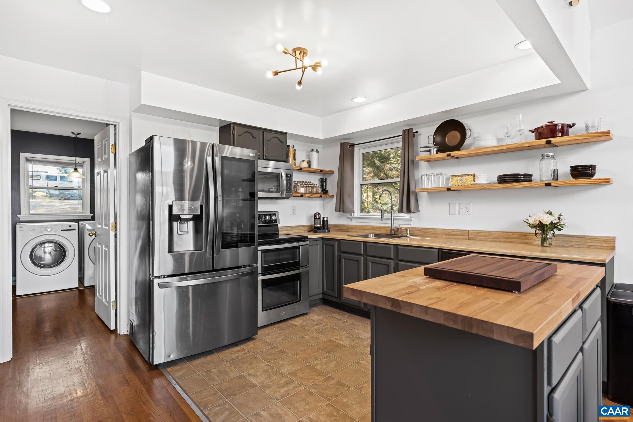 107 PINE BLUFF RD, RUCKERSVILLE, Virginia 22968, 3 Bedrooms Bedrooms, ,2 BathroomsBathrooms,Residential,Lakefront A-Frame,107 PINE BLUFF RD,671886 MLS # 671886