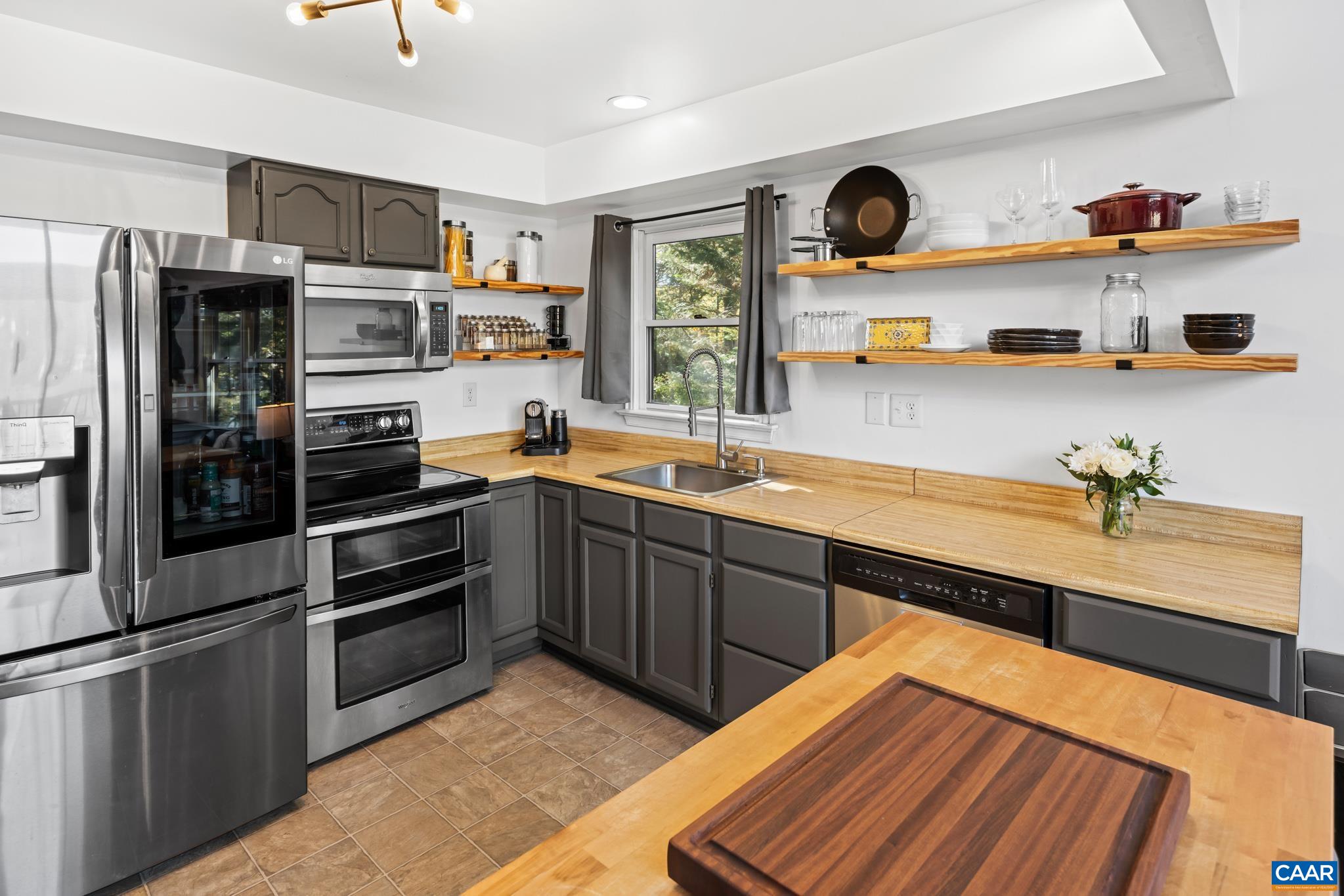 107 PINE BLUFF RD, RUCKERSVILLE, Virginia 22968, 3 Bedrooms Bedrooms, ,2 BathroomsBathrooms,Residential,Lakefront A-Frame,107 PINE BLUFF RD,671886 MLS # 671886