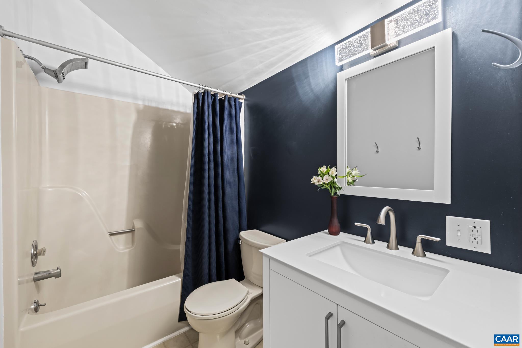 107 PINE BLUFF RD, RUCKERSVILLE, Virginia 22968, 3 Bedrooms Bedrooms, ,2 BathroomsBathrooms,Residential,Lakefront A-Frame,107 PINE BLUFF RD,671886 MLS # 671886