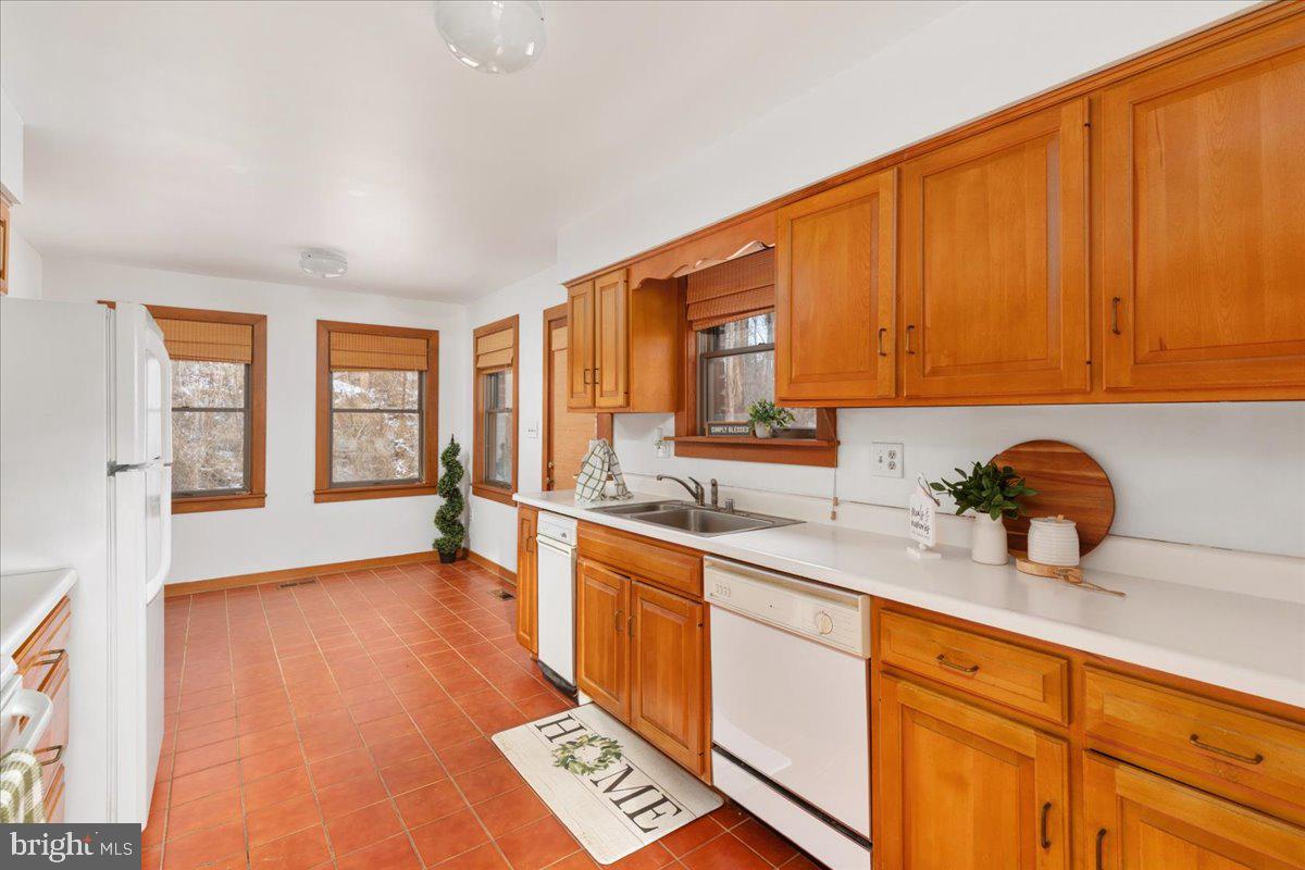 472 WESLEY LN, BENTONVILLE, Virginia 22610, 3 Bedrooms Bedrooms, ,3 BathroomsBathrooms,Residential,For sale,472 WESLEY LN,VAWR2012744 MLS # VAWR2012744