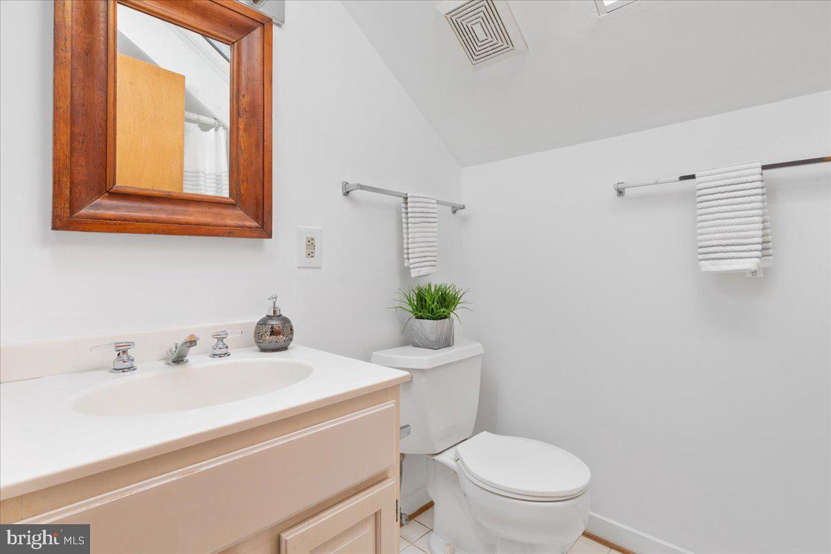 472 WESLEY LN, BENTONVILLE, Virginia 22610, 3 Bedrooms Bedrooms, ,3 BathroomsBathrooms,Residential,For sale,472 WESLEY LN,VAWR2012744 MLS # VAWR2012744