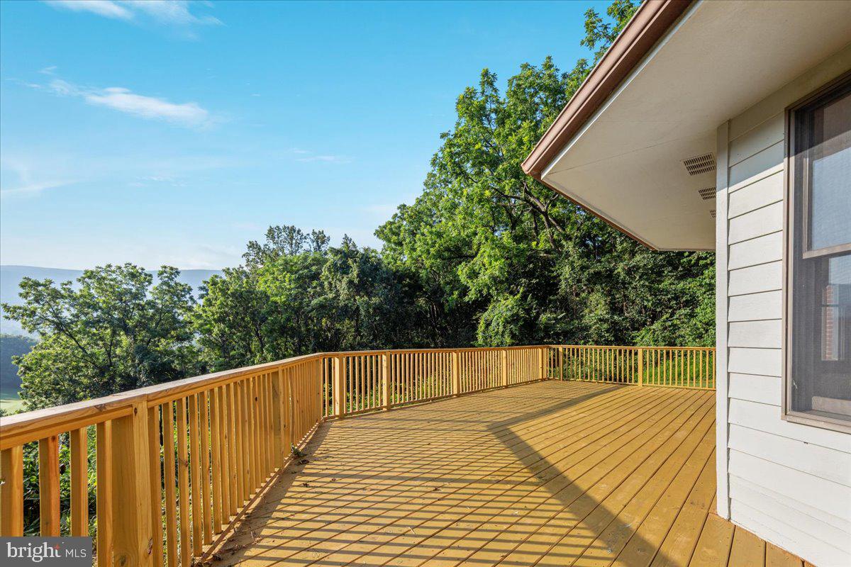 472 WESLEY LN, BENTONVILLE, Virginia 22610, 3 Bedrooms Bedrooms, ,3 BathroomsBathrooms,Residential,For sale,472 WESLEY LN,VAWR2012744 MLS # VAWR2012744