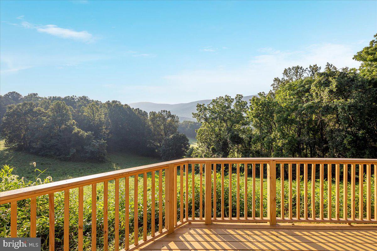 472 WESLEY LN, BENTONVILLE, Virginia 22610, 3 Bedrooms Bedrooms, ,3 BathroomsBathrooms,Residential,For sale,472 WESLEY LN,VAWR2012744 MLS # VAWR2012744