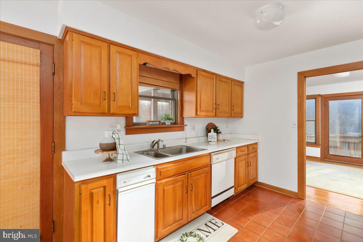 472 WESLEY LN, BENTONVILLE, Virginia 22610, 3 Bedrooms Bedrooms, ,3 BathroomsBathrooms,Residential,For sale,472 WESLEY LN,VAWR2012744 MLS # VAWR2012744