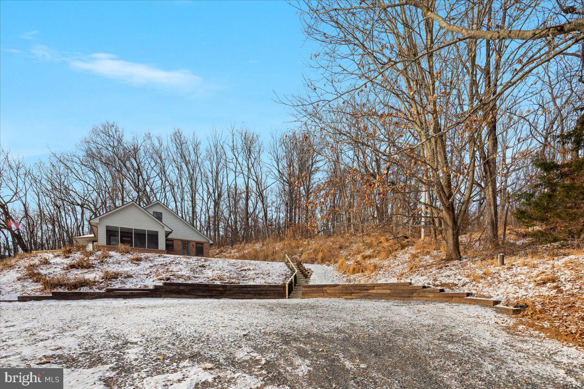 472 WESLEY LN, BENTONVILLE, Virginia 22610, 3 Bedrooms Bedrooms, ,3 BathroomsBathrooms,Residential,For sale,472 WESLEY LN,VAWR2012744 MLS # VAWR2012744