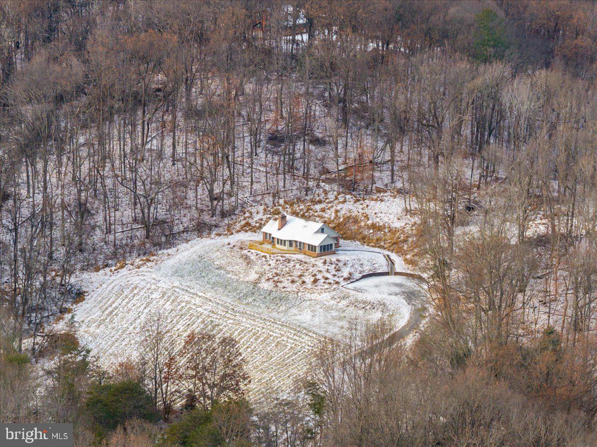 472 WESLEY LN, BENTONVILLE, Virginia 22610, 3 Bedrooms Bedrooms, ,3 BathroomsBathrooms,Residential,For sale,472 WESLEY LN,VAWR2012744 MLS # VAWR2012744