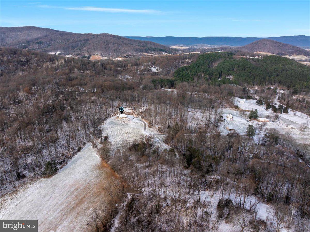 472 WESLEY LN, BENTONVILLE, Virginia 22610, 3 Bedrooms Bedrooms, ,3 BathroomsBathrooms,Residential,For sale,472 WESLEY LN,VAWR2012744 MLS # VAWR2012744