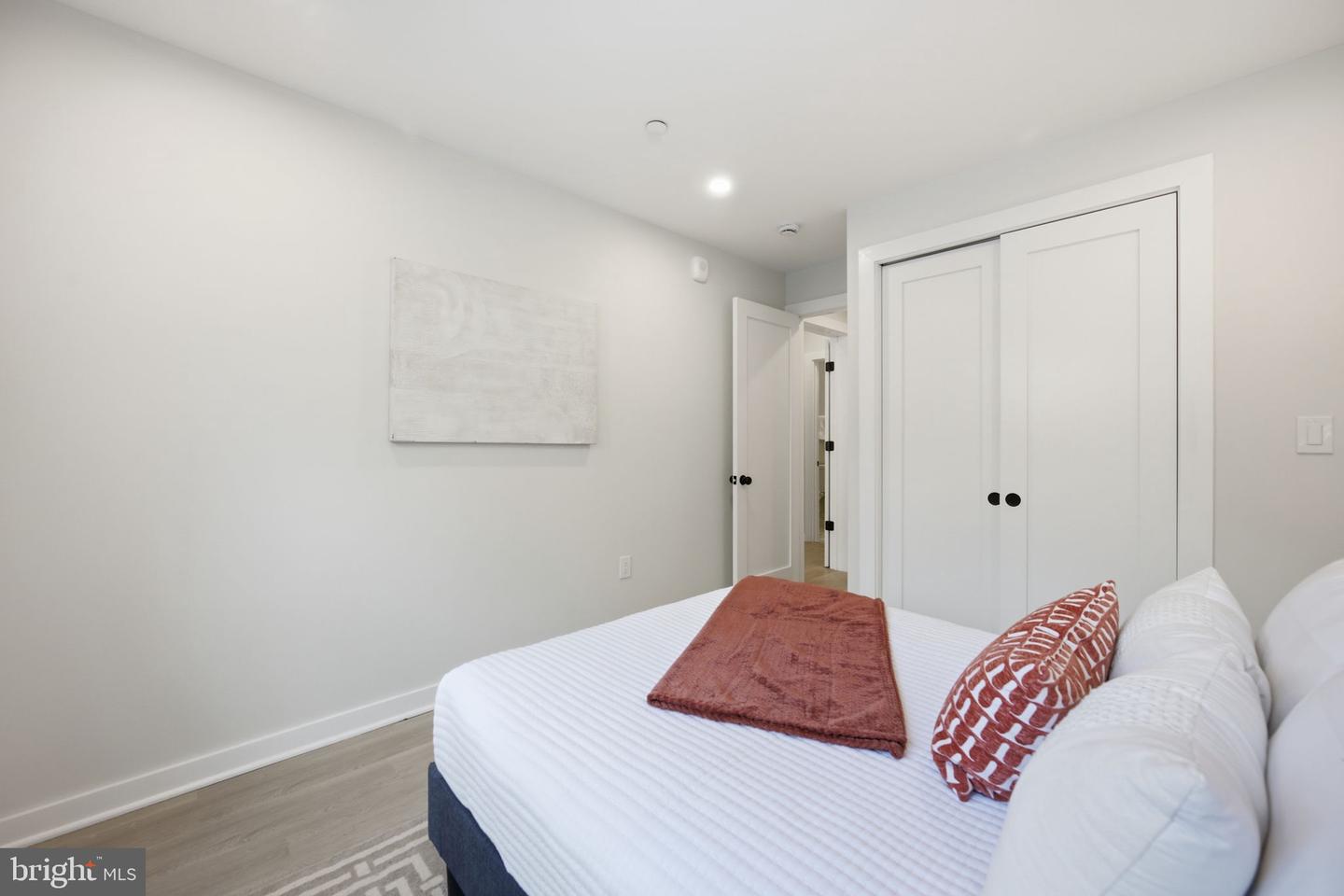 2606 41ST ST NW #2, WASHINGTON, District Of Columbia 20007, 2 Bedrooms Bedrooms, ,2 BathroomsBathrooms,Residential,For sale,2606 41ST ST NW #2,DCDC2233990 MLS # DCDC2233990