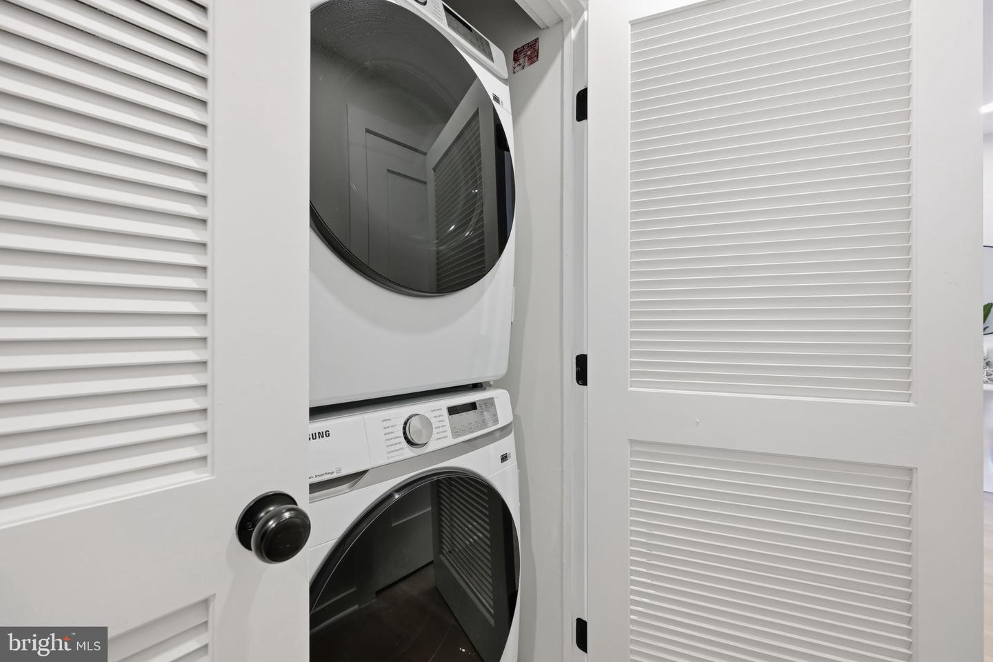 2606 41ST ST NW #2, WASHINGTON, District Of Columbia 20007, 2 Bedrooms Bedrooms, ,2 BathroomsBathrooms,Residential,For sale,2606 41ST ST NW #2,DCDC2233990 MLS # DCDC2233990