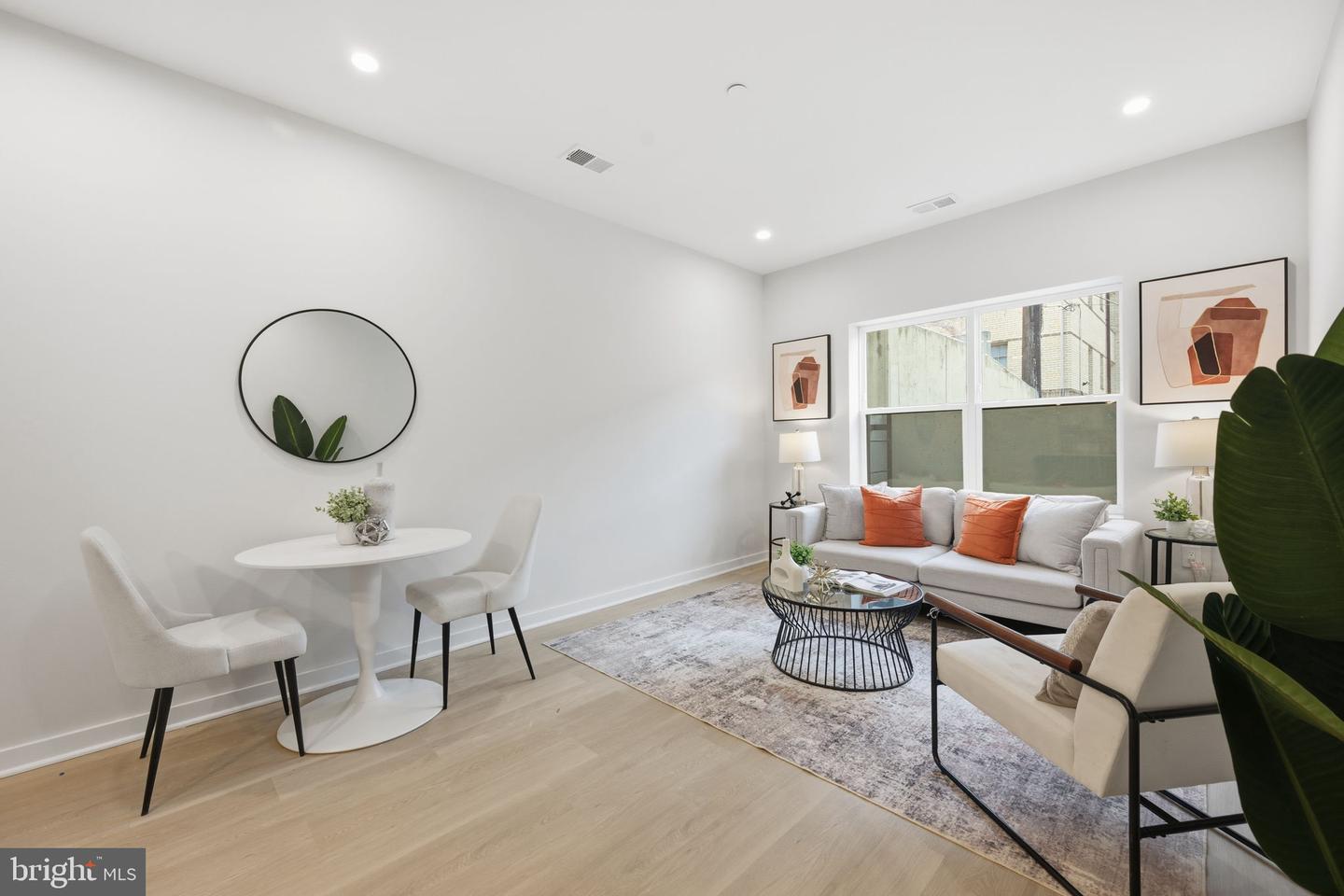 2606 41ST ST NW #2, WASHINGTON, District Of Columbia 20007, 2 Bedrooms Bedrooms, ,2 BathroomsBathrooms,Residential,For sale,2606 41ST ST NW #2,DCDC2233990 MLS # DCDC2233990