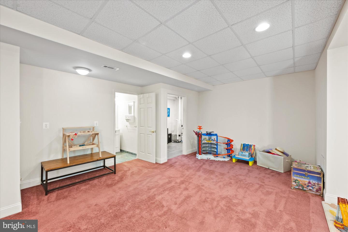 20026 VALHALLA SQ, ASHBURN, Virginia 20147, 3 Bedrooms Bedrooms, ,3 BathroomsBathrooms,Residential,For sale,20026 VALHALLA SQ,VALO2112268 MLS # VALO2112268