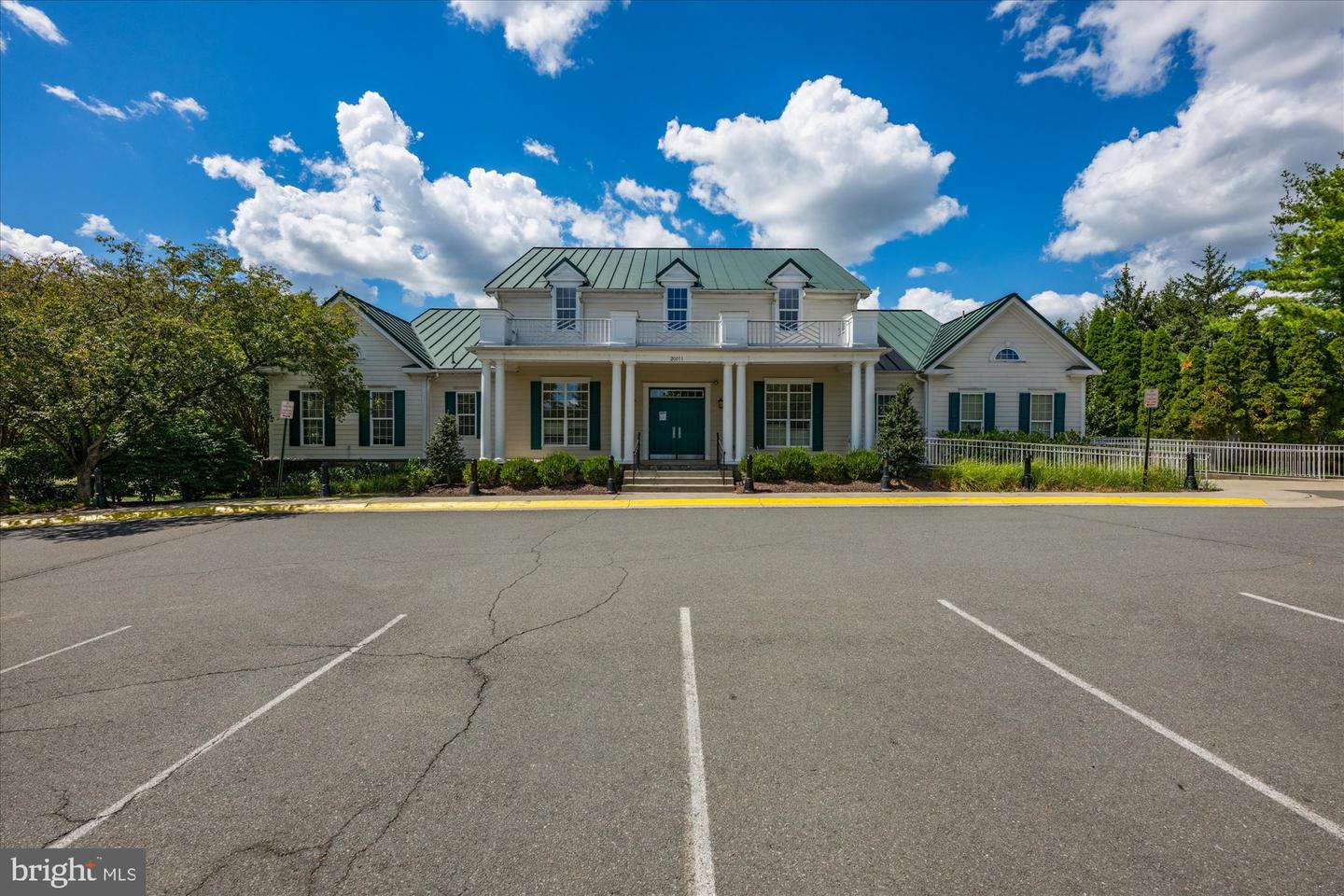 20026 VALHALLA SQ, ASHBURN, Virginia 20147, 3 Bedrooms Bedrooms, ,3 BathroomsBathrooms,Residential,For sale,20026 VALHALLA SQ,VALO2112268 MLS # VALO2112268