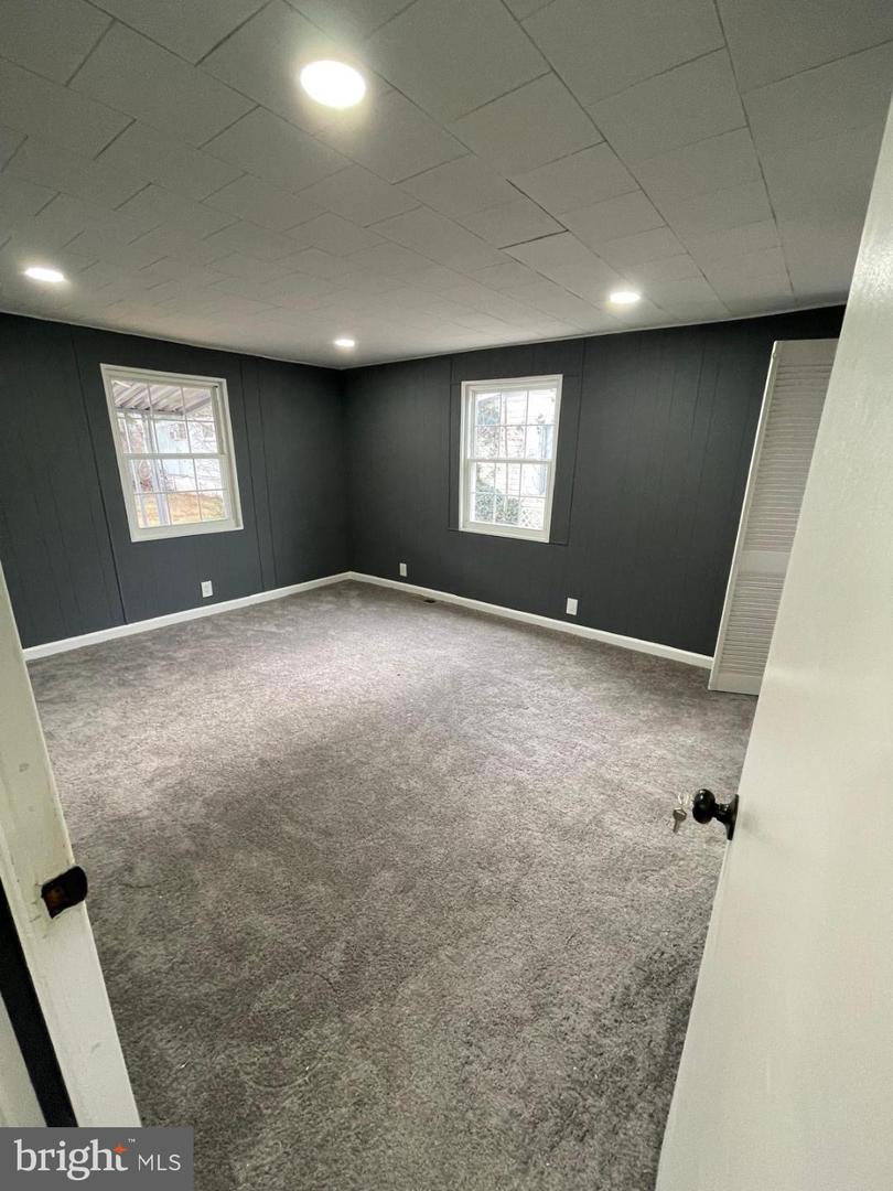 14731 NATIONAL DR, CHANTILLY, Virginia 20151, 2 Bedrooms Bedrooms, ,2 BathroomsBathrooms,Residential,For sale,14731 NATIONAL DR,VAFX2282548 MLS # VAFX2282548 14731 NATIONAL DR, CHANTILLY, Virginia 20151, 2 Bedrooms Bedrooms, ,2 BathroomsBathrooms,Residential,For sale,14731 NATIONAL DR,VAFX2282548 MLS # VAFX2282548