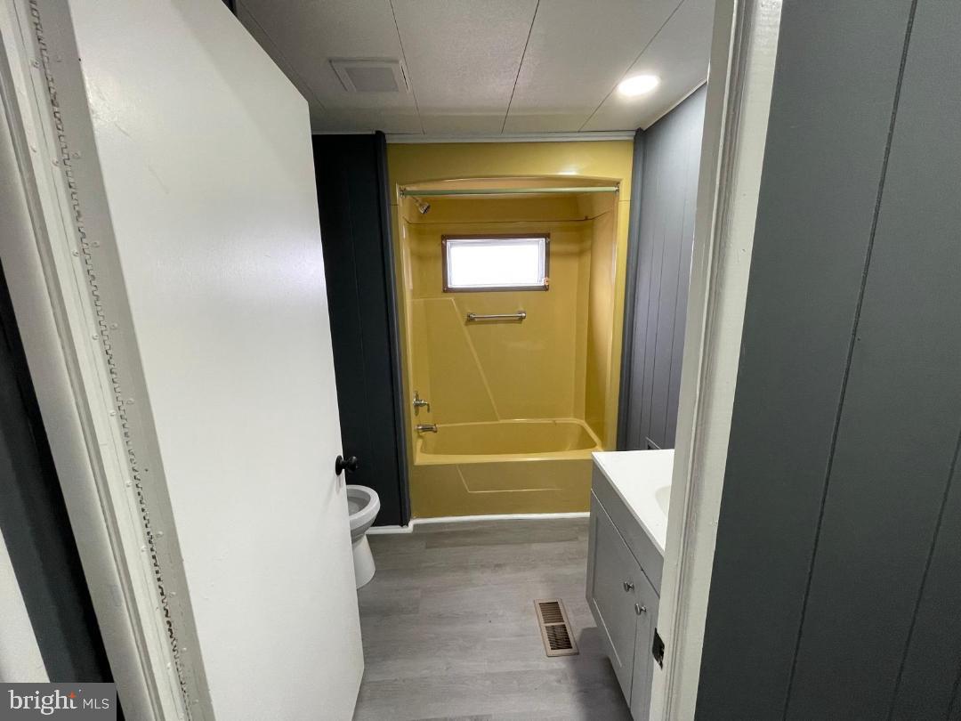 14731 NATIONAL DR, CHANTILLY, Virginia 20151, 2 Bedrooms Bedrooms, ,2 BathroomsBathrooms,Residential,For sale,14731 NATIONAL DR,VAFX2282548 MLS # VAFX2282548 14731 NATIONAL DR, CHANTILLY, Virginia 20151, 2 Bedrooms Bedrooms, ,2 BathroomsBathrooms,Residential,For sale,14731 NATIONAL DR,VAFX2282548 MLS # VAFX2282548