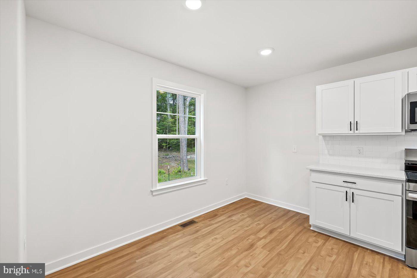 177 WOODMOUNT DR, COLONIAL BEACH, Virginia 22443, 3 Bedrooms Bedrooms, 10 Rooms Rooms,2 BathroomsBathrooms,Residential,For sale,177 WOODMOUNT DR,VAWE2010262 MLS # VAWE2010262 177 WOODMOUNT DR, COLONIAL BEACH, Virginia 22443, 3 Bedrooms Bedrooms, 10 Rooms Rooms,2 BathroomsBathrooms,Residential,For sale,177 WOODMOUNT DR,VAWE2010262 MLS # VAWE2010262