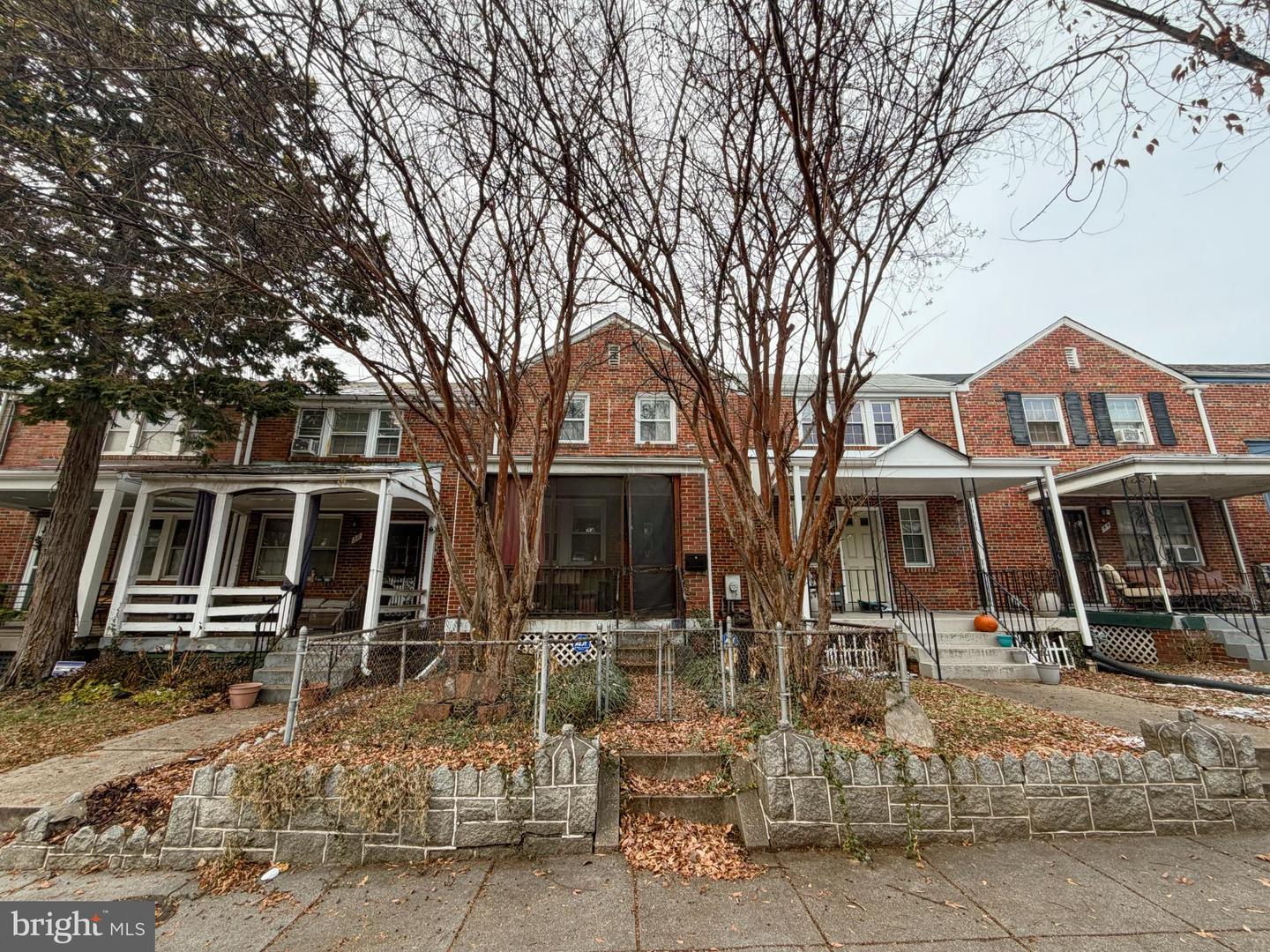 40 GIRARD ST NE, WASHINGTON, District Of Columbia 20002, 3 Bedrooms Bedrooms, 5 Rooms Rooms,1 BathroomBathrooms,Residential,For sale,40 GIRARD ST NE,DCDC2235100 MLS # DCDC2235100