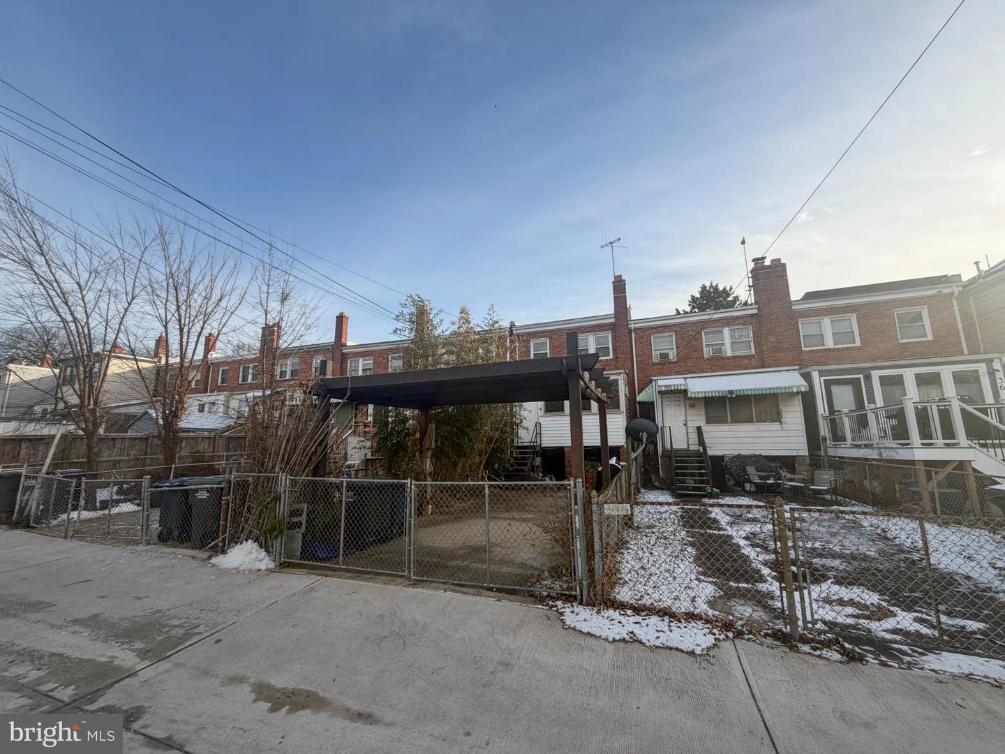 40 GIRARD ST NE, WASHINGTON, District Of Columbia 20002, 3 Bedrooms Bedrooms, 5 Rooms Rooms,1 BathroomBathrooms,Residential,For sale,40 GIRARD ST NE,DCDC2235100 MLS # DCDC2235100