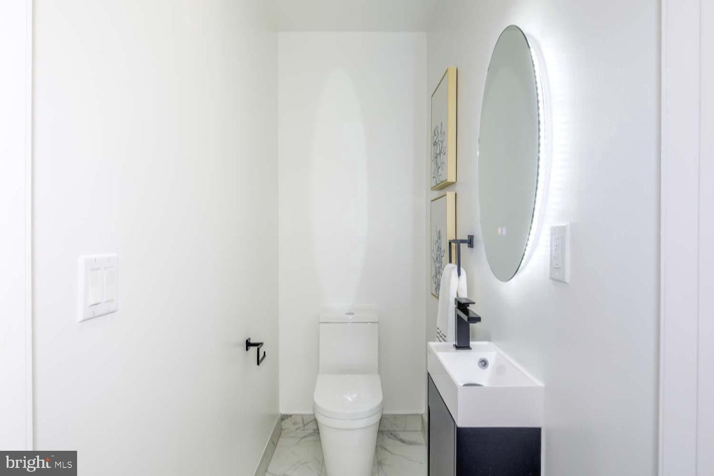 424 TAYLOR ST NW #1, WASHINGTON, District Of Columbia 20011, 3 Bedrooms Bedrooms, ,2 BathroomsBathrooms,Residential,For sale,424 TAYLOR ST NW #1,DCDC2235102 MLS # DCDC2235102