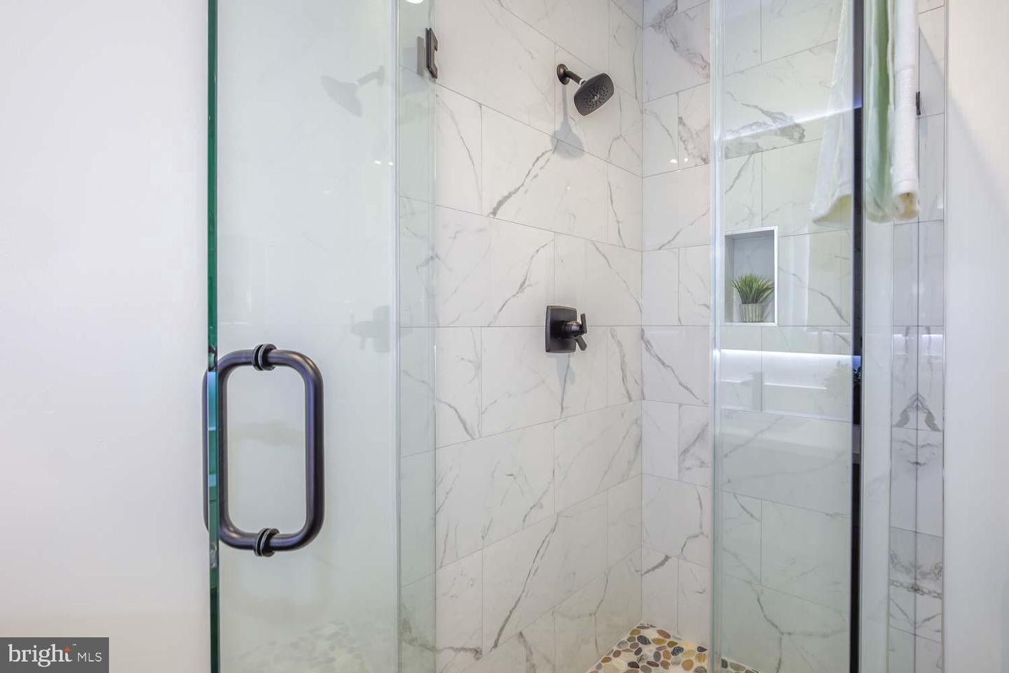 424 TAYLOR ST NW #1, WASHINGTON, District Of Columbia 20011, 3 Bedrooms Bedrooms, ,2 BathroomsBathrooms,Residential,For sale,424 TAYLOR ST NW #1,DCDC2235102 MLS # DCDC2235102