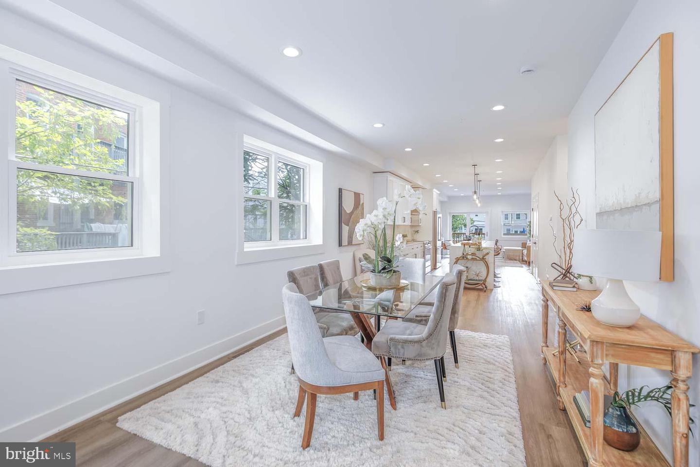 424 TAYLOR ST NW #1, WASHINGTON, District Of Columbia 20011, 3 Bedrooms Bedrooms, ,2 BathroomsBathrooms,Residential,For sale,424 TAYLOR ST NW #1,DCDC2235102 MLS # DCDC2235102